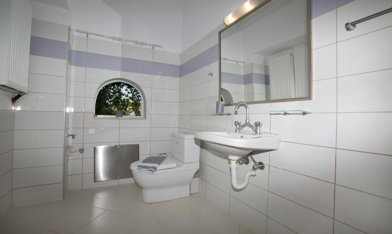 Babi'S Villa - Garden Apartment ลิคชูรี ภายนอก รูปภาพ