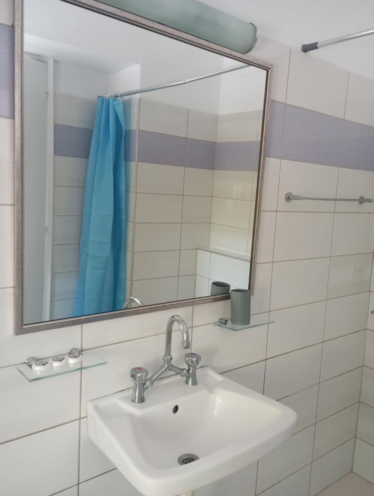 Babi'S Villa - Garden Apartment ลิคชูรี ภายนอก รูปภาพ