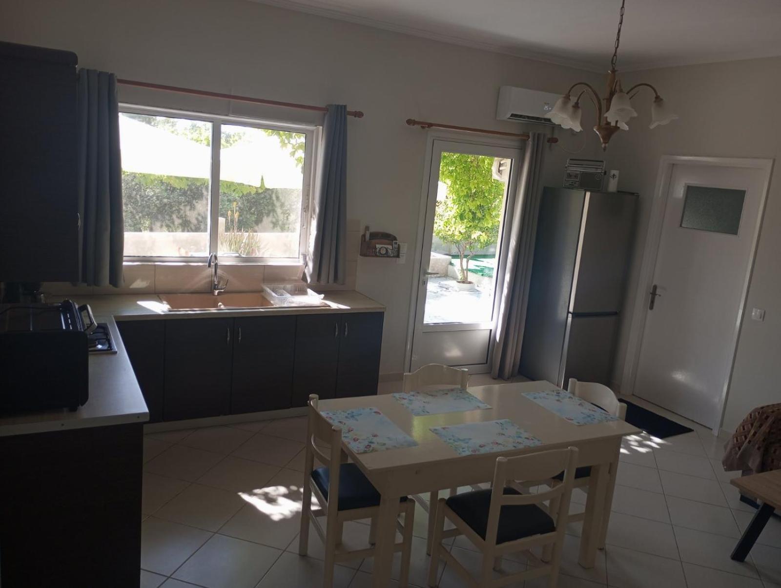 Babi'S Villa - Garden Apartment ลิคชูรี ภายนอก รูปภาพ